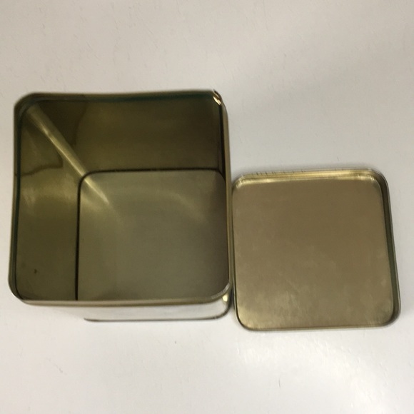 Gold Asian Tea Tin - Picture 4 of 5